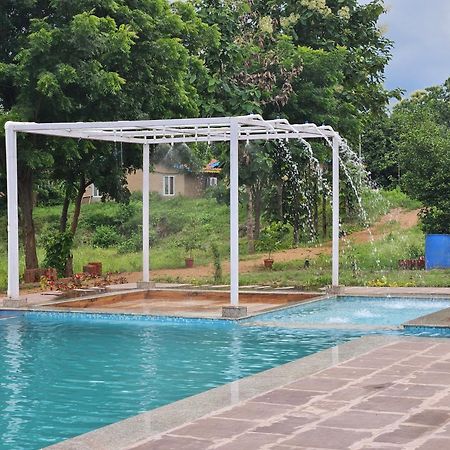 Wow Stayz2 Pachmarhi Foothill Cottages Exterior foto
