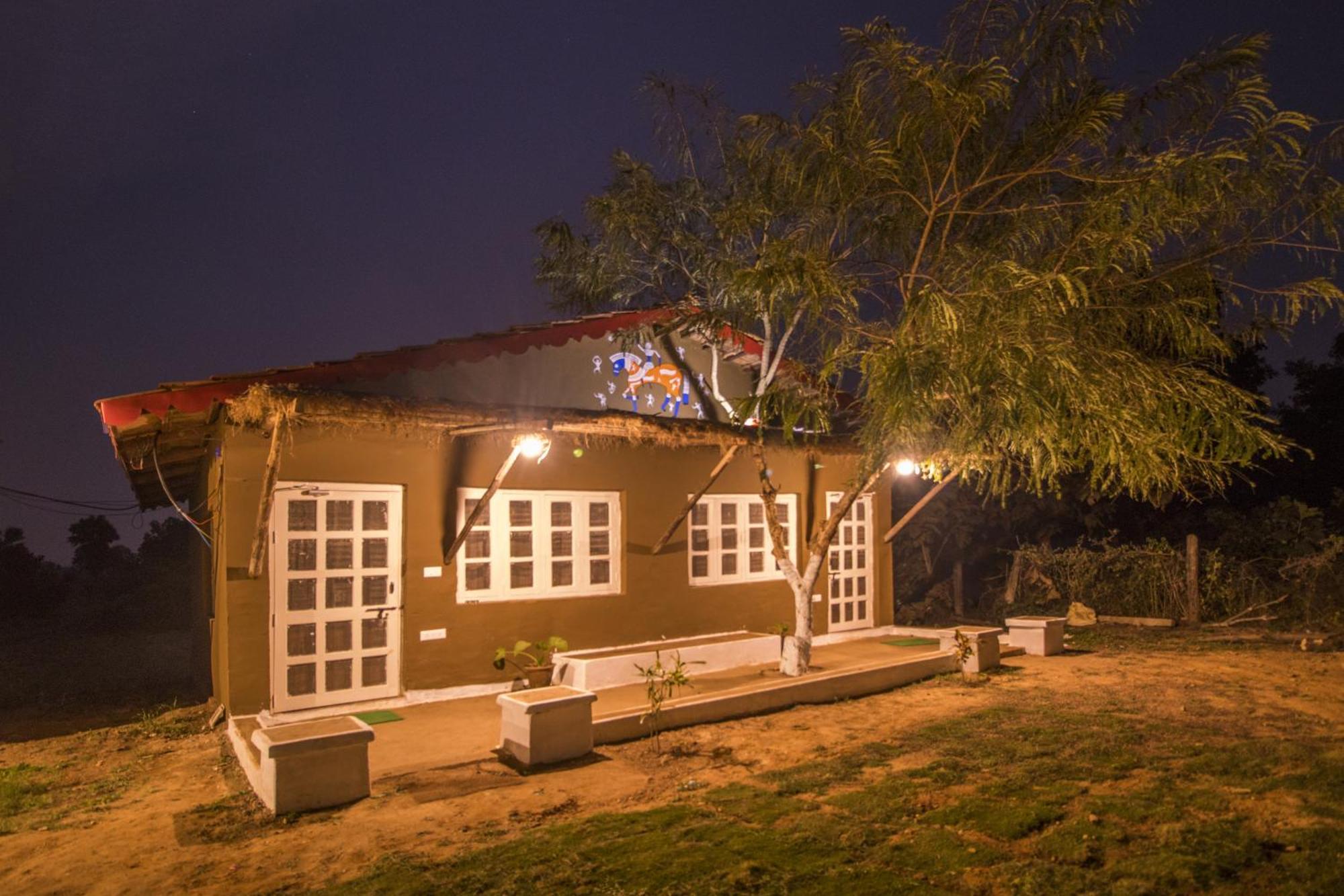 Wow Stayz2 Pachmarhi Foothill Cottages Exterior foto