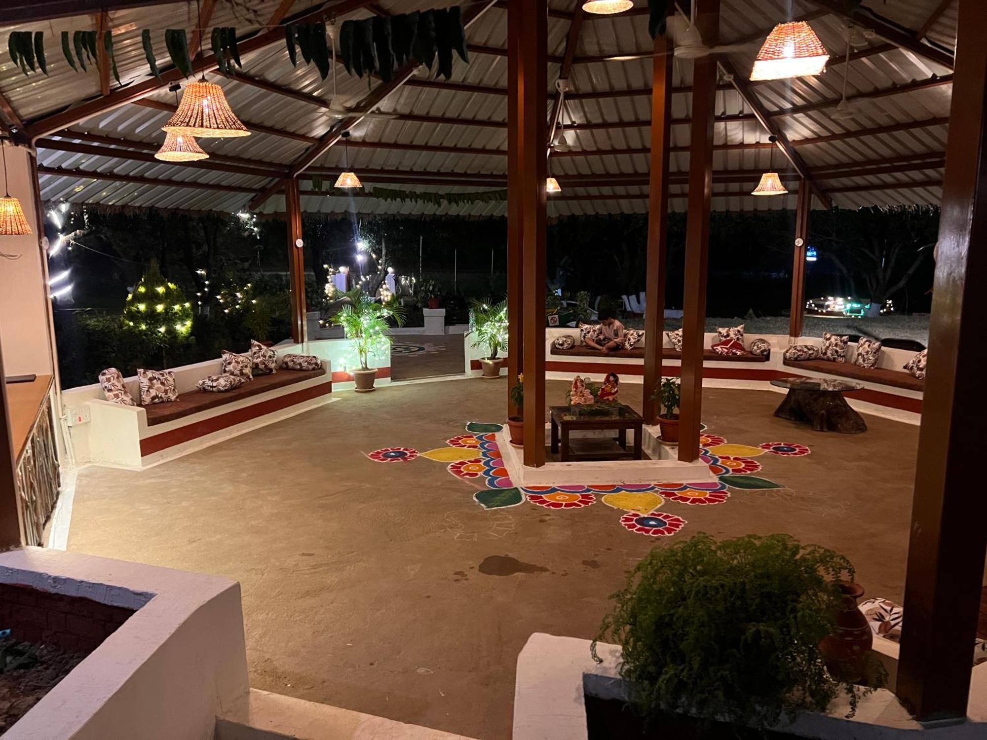 Wow Stayz2 Pachmarhi Foothill Cottages Exterior foto