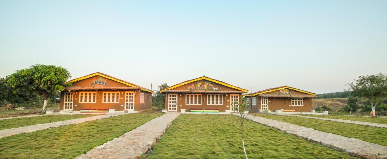 Wow Stayz2 Pachmarhi Foothill Cottages Exterior foto